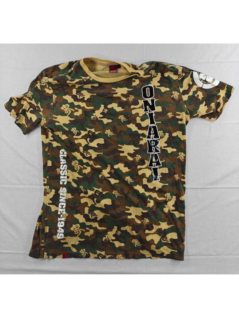Y2K ONIARAI Camouflage Graphic T-Shirt Size Large Classic Since 1949